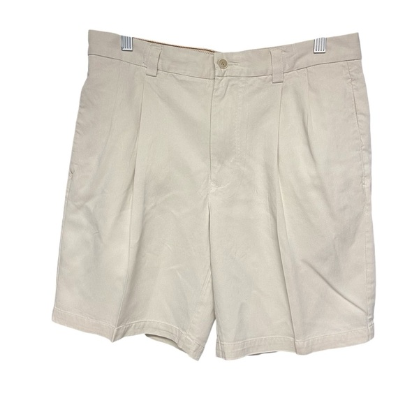 Tommy Bahama Men’s 100% Silk Pleated Khaki Shorts Size 32 Casual Vacation Spring - Picture 1 of 6